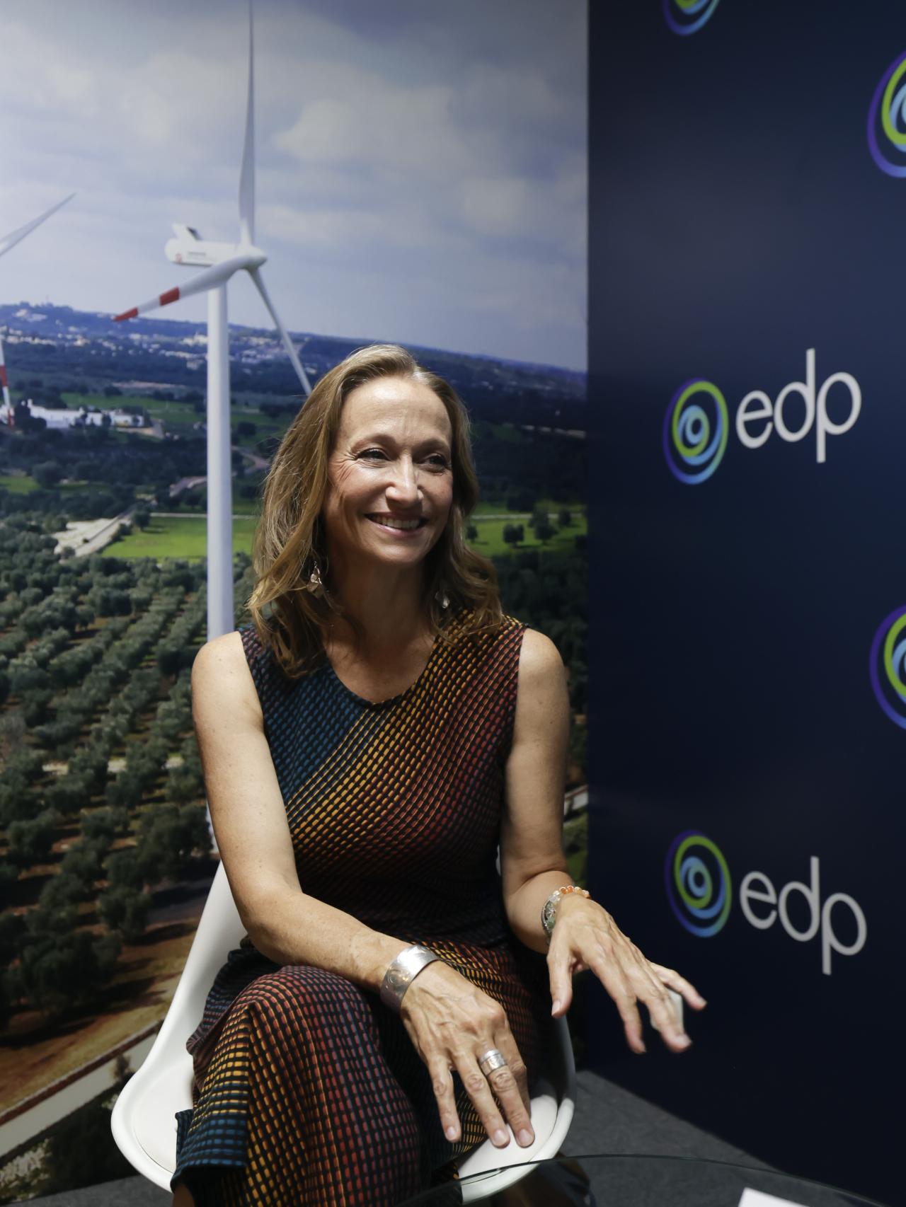 Céline en un momento de la entrevista con Enclave ODS.