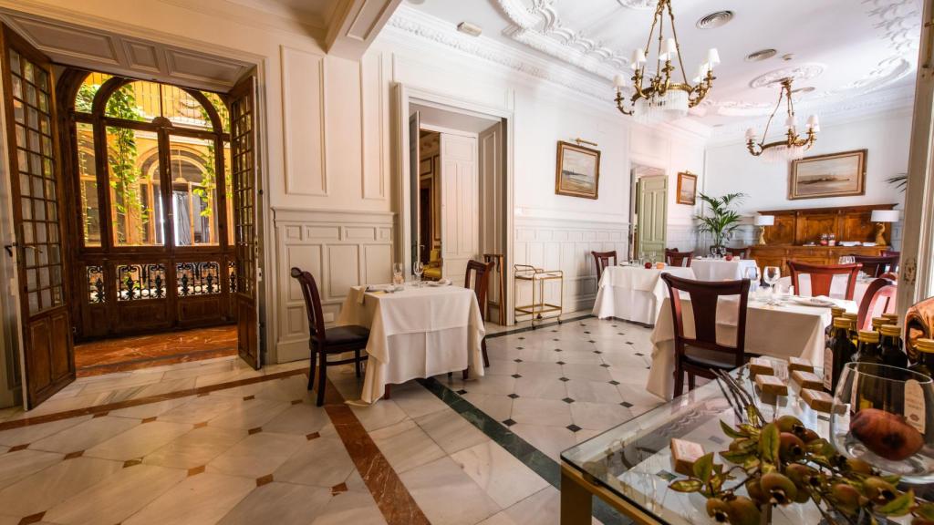 El Grupo Lezama inaugura Ziryab, restaurante de nueva cocina andalusí con Najat Kaanache a los fogones