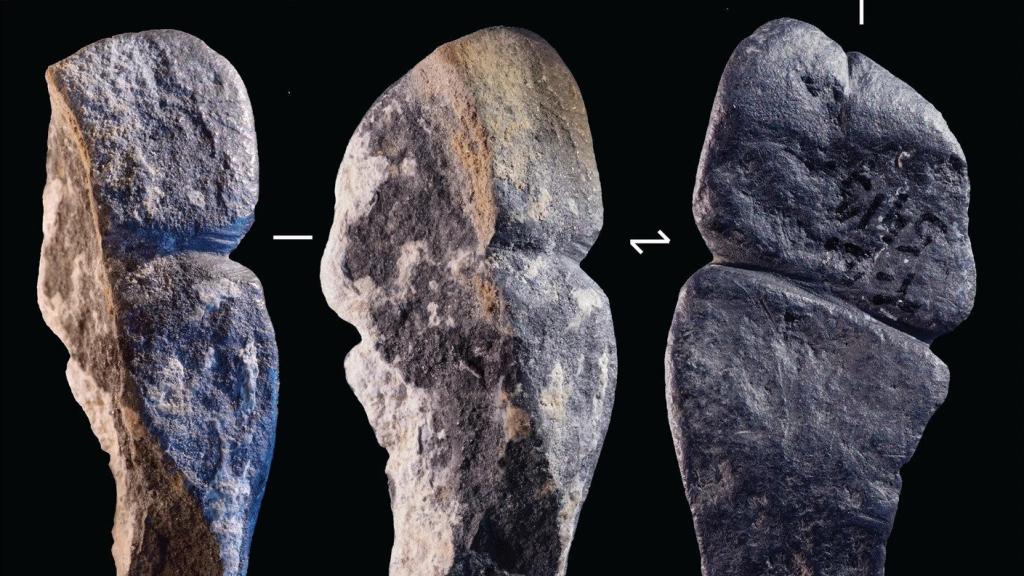 El colgante con forma fálica hallado en Mongolia. Foto: Solange Rigaud et al.