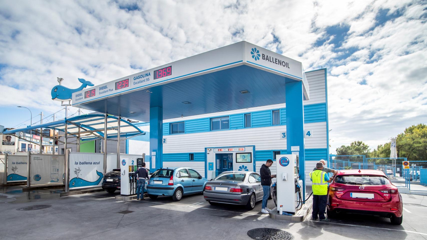 Estación de servicio Ballenoil.