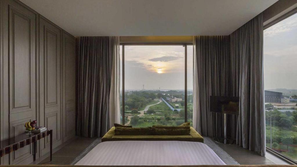 Una de las habitaciones del hotel donde se hospedó el estafador.