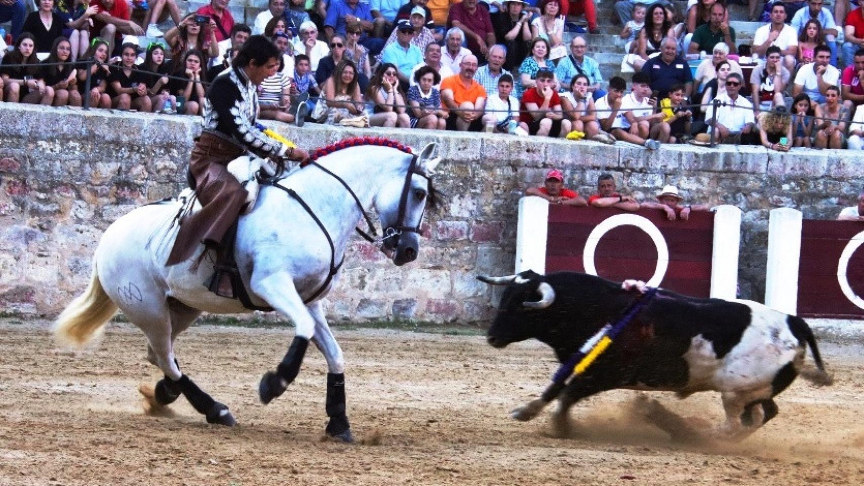 Corrida de rejones de Medina de Rioseco