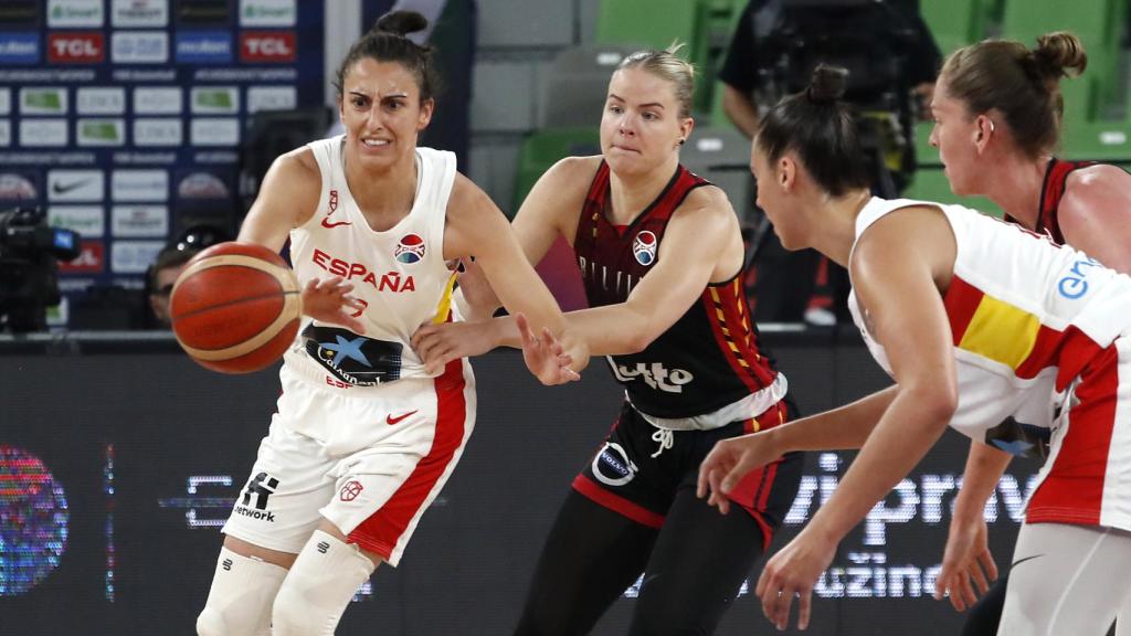 Alba Torrens, en acción durante la final.