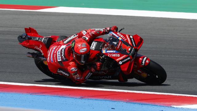 Bagnaia realizando un giro en el GP de Países Bajos.