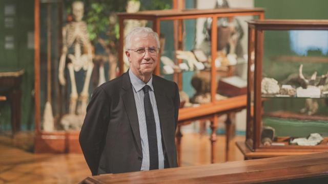 José Manuel Sánchez Ron en el Museo de Ciencias Naturales (Madrid). Foto: Sara Fernández