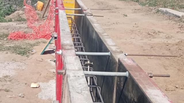 Obras del muro que construye ADIF en Talavera de la Reina.