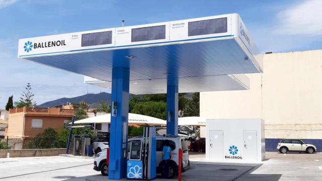 La gasolinera que ha abierto Ballenoil en Torremolinos.
