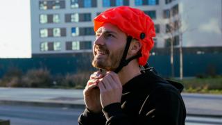 El casco para bicicletas que se infla.