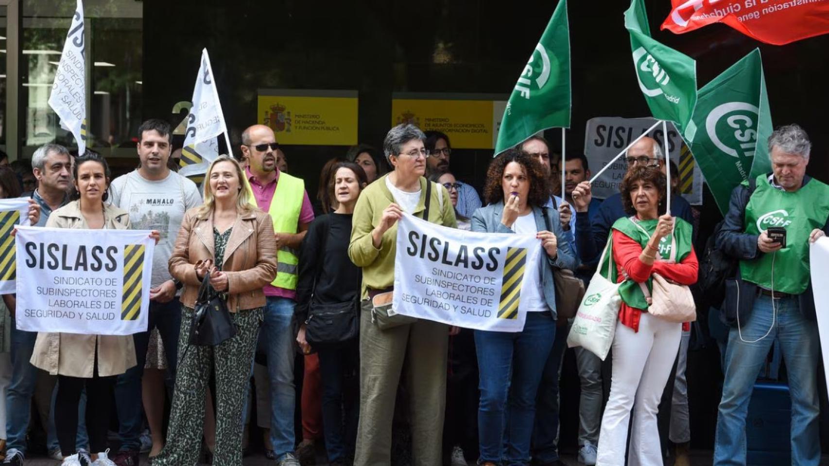 Los inspectores de Trabajo levantan la huelga sin lograr las mejoras que les había prometido el Gobierno