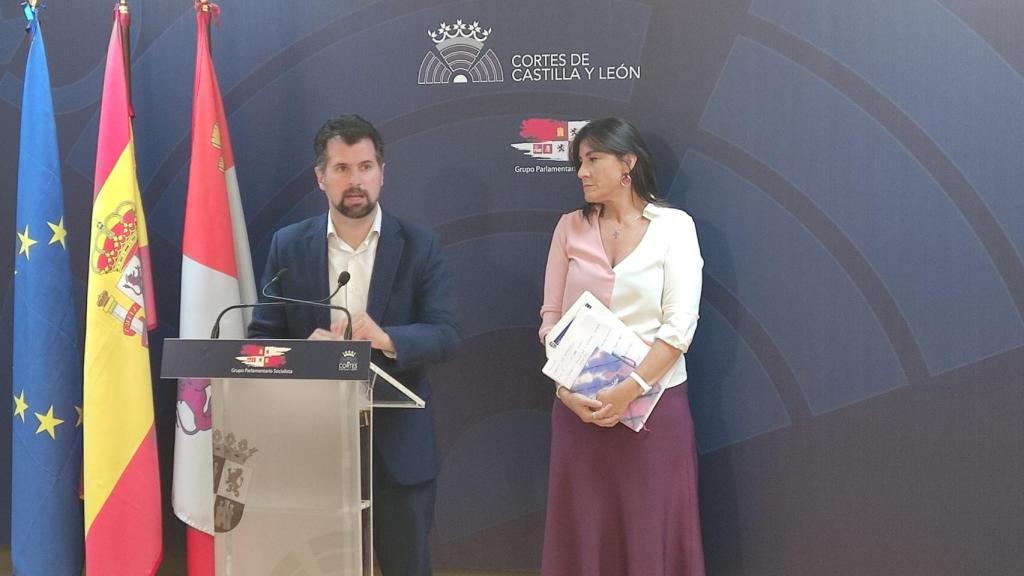 Luis Tudanca junto a Ana Sánchez
