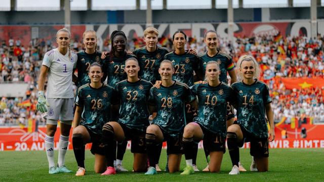 Jugadoras de Alemania antes de un partido amistoso.
