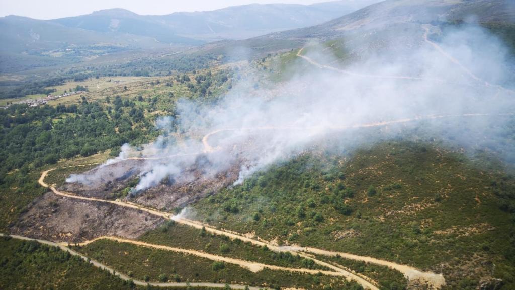 Incendio en Pozos (León)