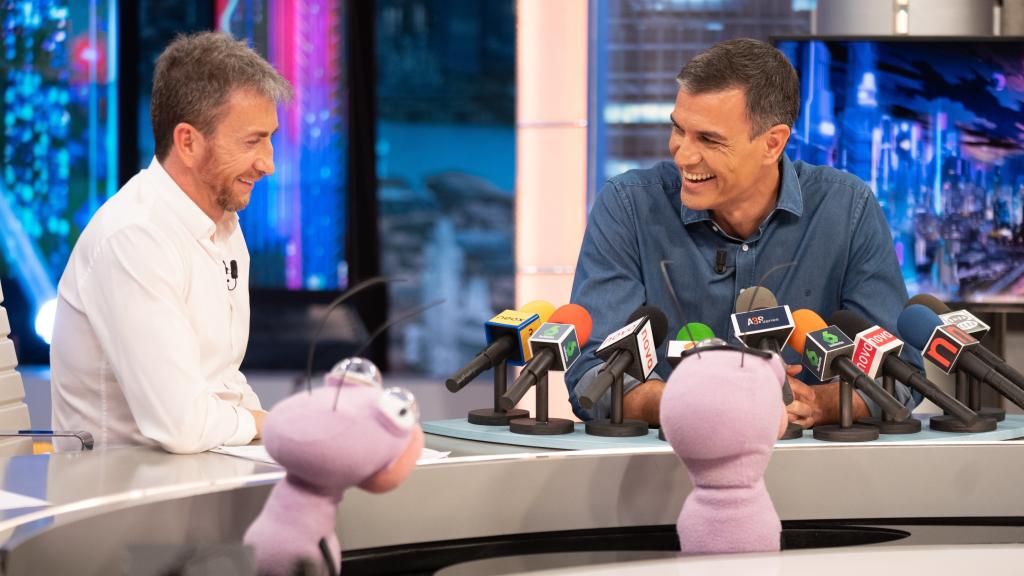 Pablo Motos y el presidente Pedro Sánchez, este martes en 'El Hormiguero' de Antena 3.