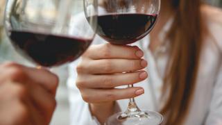 ¿Cuál es el efecto del alcohol en nuestro cuerpo? Cristina Barrous, experta en nutrición, lo explica