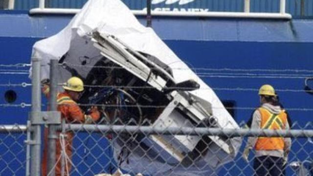 Imagen de los restos del submarino en el puerto de San Juan de Terranova.