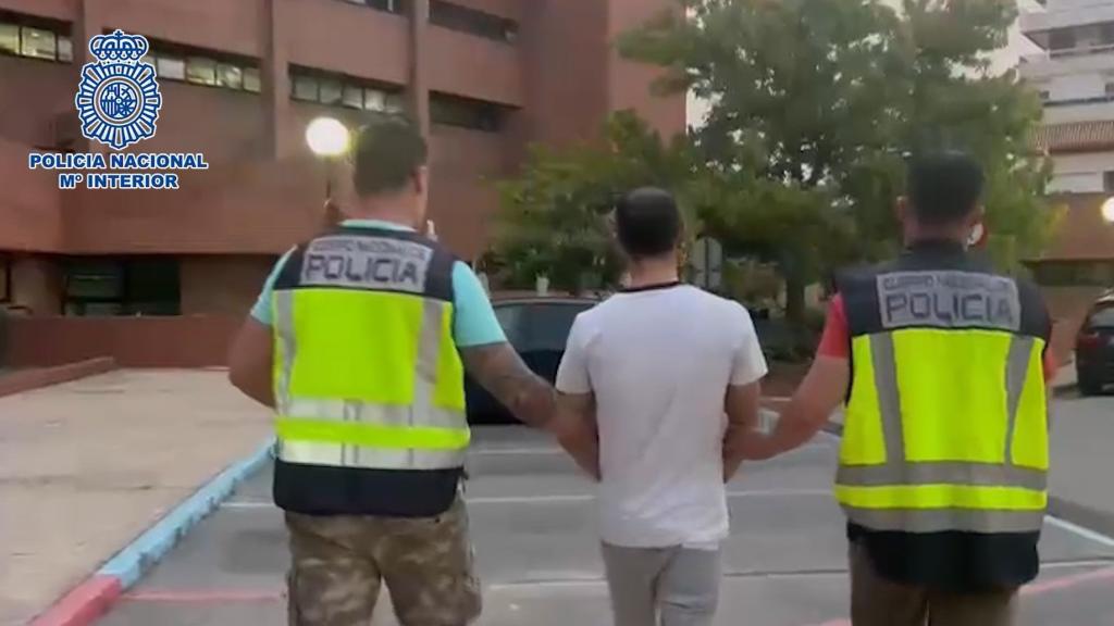 Detención de uno de los integrantes de la banda.