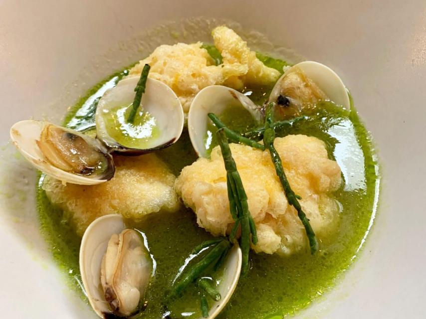 Tres platos para elegir de su menú del día
