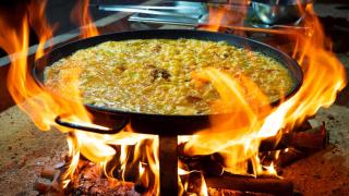 Arroz con verduras de verano, la receta de paella vegana del chef José Andrés