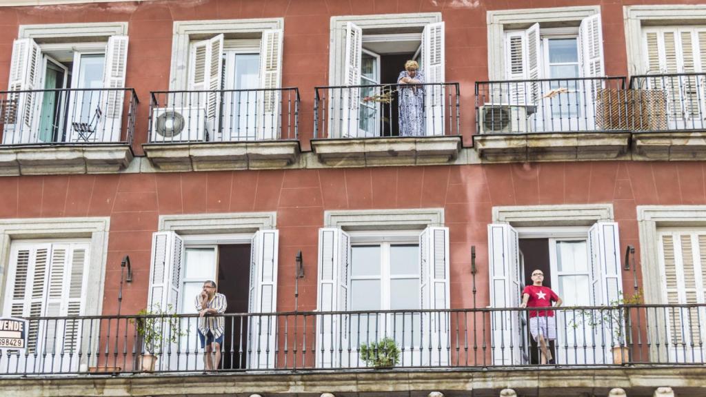 Una comunidad de propietarios.