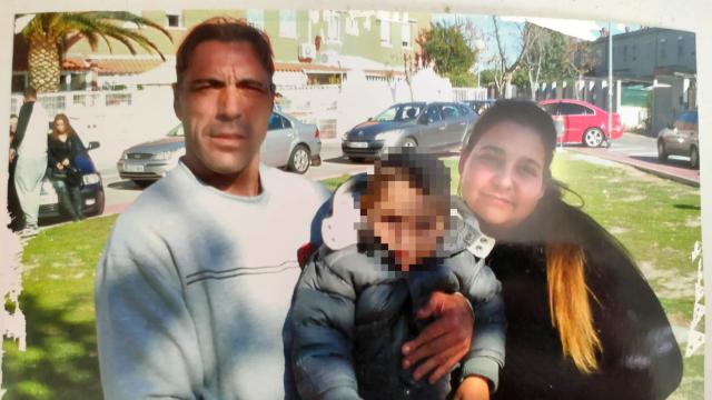 Ángel, el presunto asesino; Vanesa, la víctima, y el hijo de ambos.