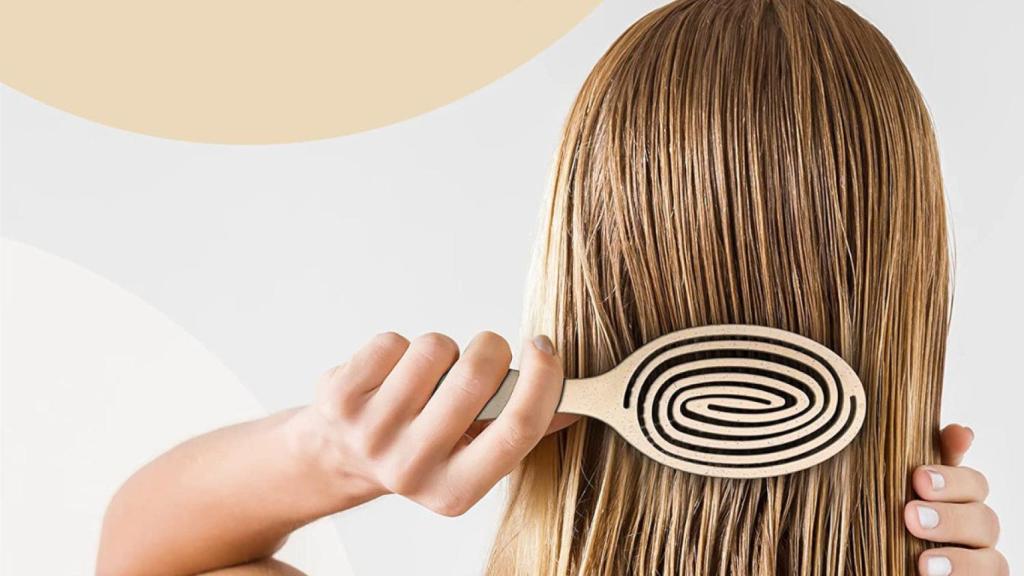 Cuida tu pelo con este cepillo antitirones ¡que está rebajado un 23% en Amazon!