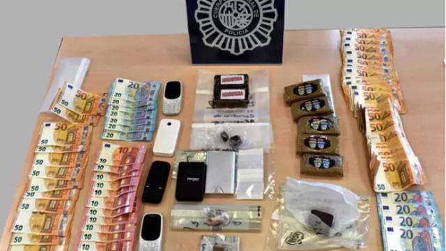 Alijo incautado por la Policía Nacional en el piso de Alcorcón.