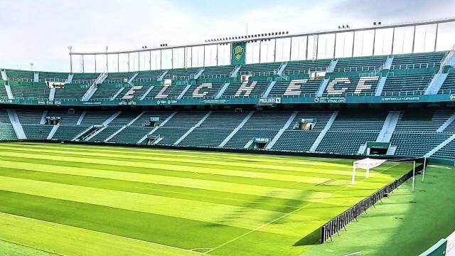 El Martínez Valero recibirá al mismo bloque del Elche este lunes para iniciar la pretemporada.