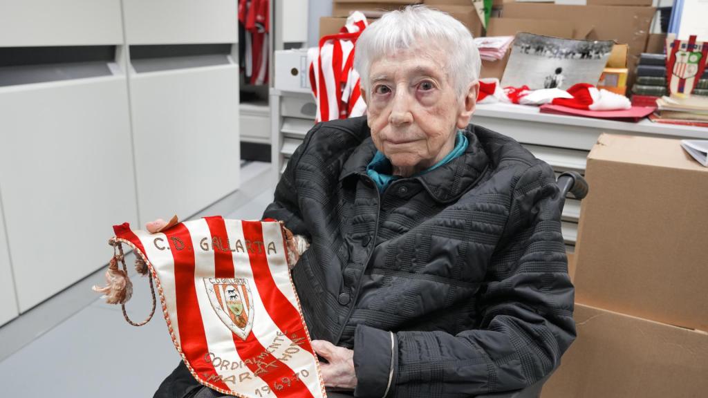 Sara Estévez en las oficinas del Athletic de Bilbao.