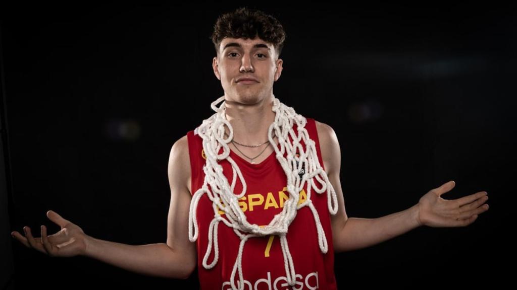 Jordi Rodríguez, con la selección española sub19.