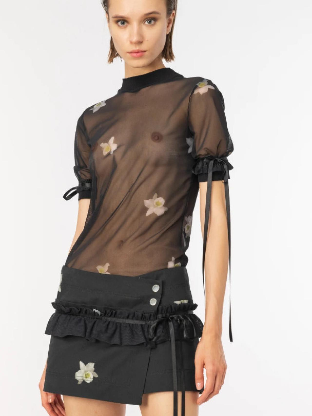 Top transparente de Pinko.