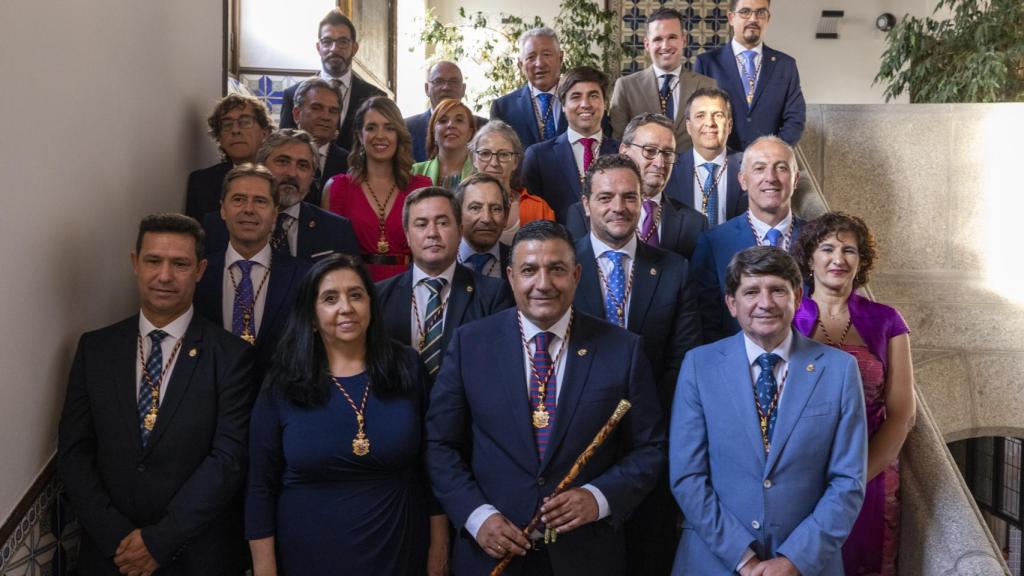 La nueva Corporación de la Diputación de Ávila toma posesión