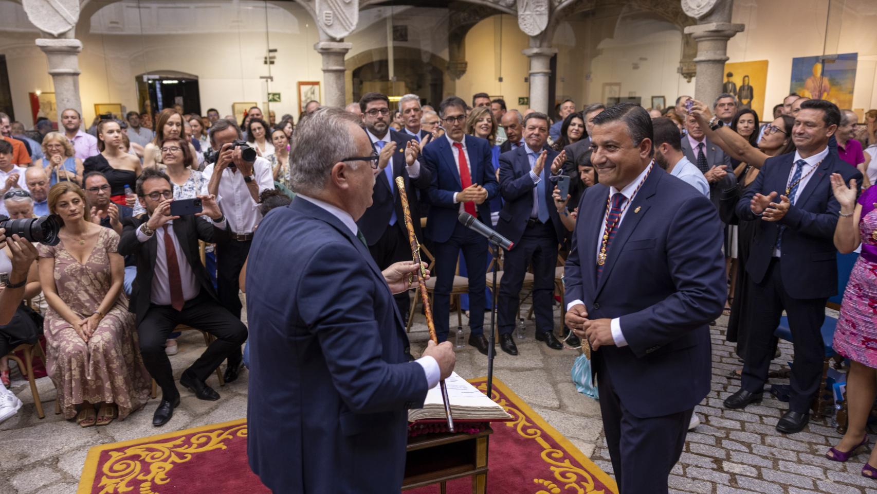 El ‘popular’ Carlos García fue reelegido hoy como presidente de la Diputación Provincial de Ávila