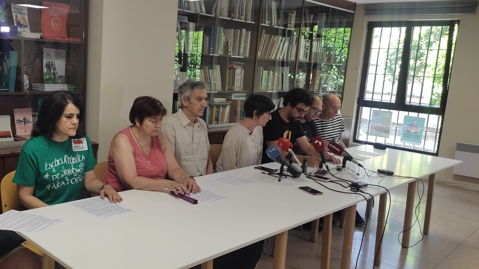 Rueda de prensa de varias asociaciones en contra de la derogación de la Ordenanza de Tráfico