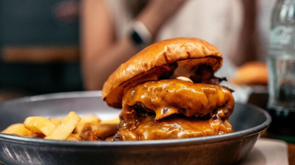 La hamburguesa Super Frankie Cheese, la premiada como la tercera mejor de España en 2022.