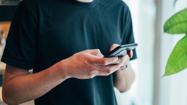 Amazon tira el precio de este smartphone Xiaomi Redmi: ¡ahora cuesta menos de 100 euros!
