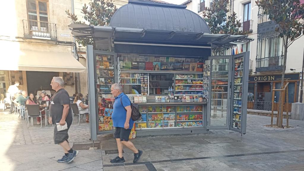 Quiosco en la calle Rúa Mayor de Salamanca