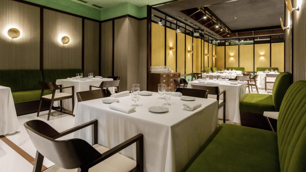 El interior del restaurante Alejandro Serrano de Miranda de Ebro.