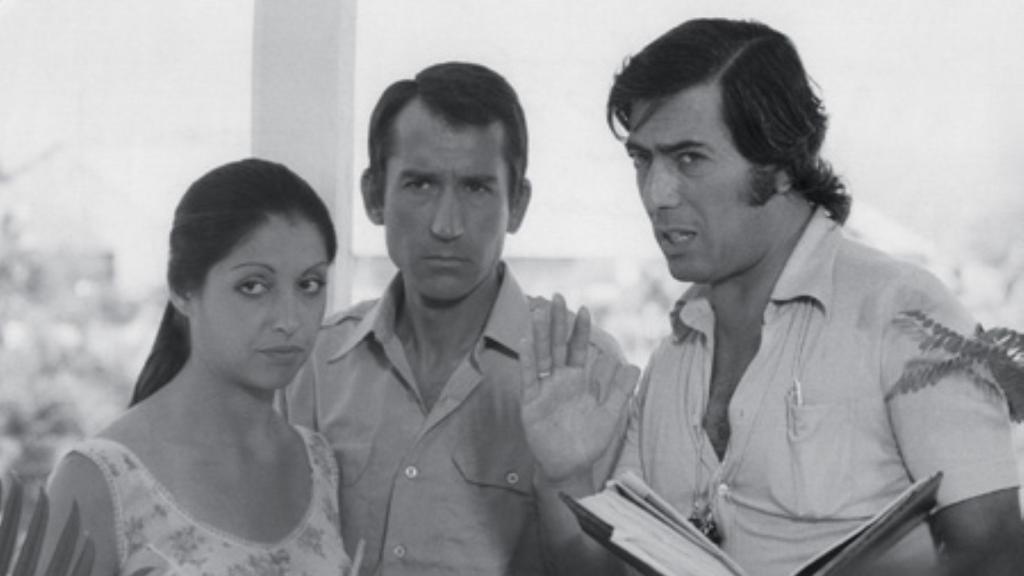 José Sacristán y Mario Vargas Llosa durante el rodaje de 'Pantaleón y las visitadoras'. Foto: www.mvargasllosa.com