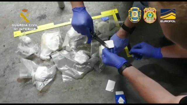 Un vídeo de la operación.