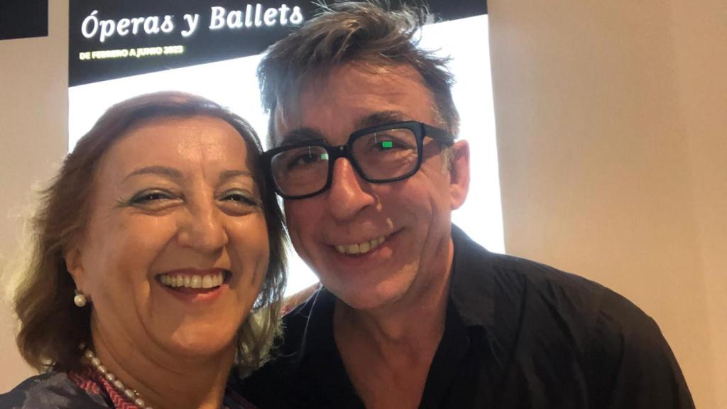 Sagrario Gutiérrez junto a Pepón Montero, director y creador de 'Poquita fe'
