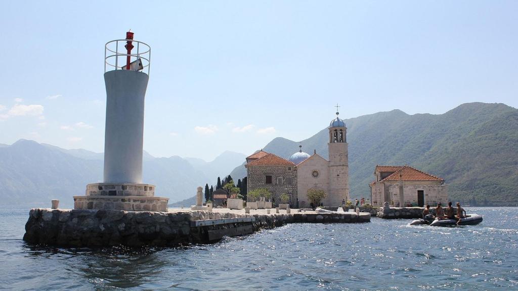 Montenegro, a orillas del mar Adriático.