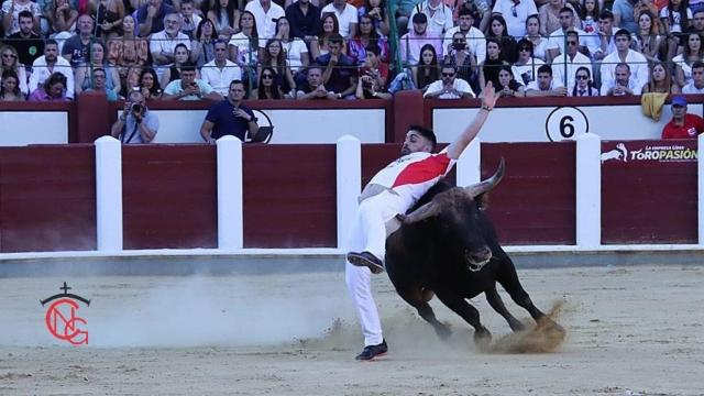 'Use' en un concurso de cortes