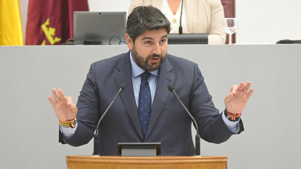 Fernando López Miras este viernes durante la sesión de investidura.