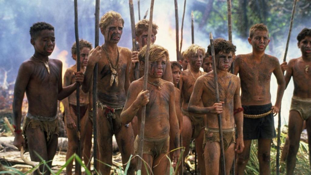 'El señor de las moscas' (1990), la otra cara del paraíso adolescente según W. Golding