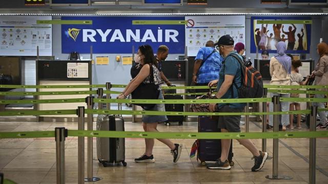 Las colas de facturación de Ryanair.