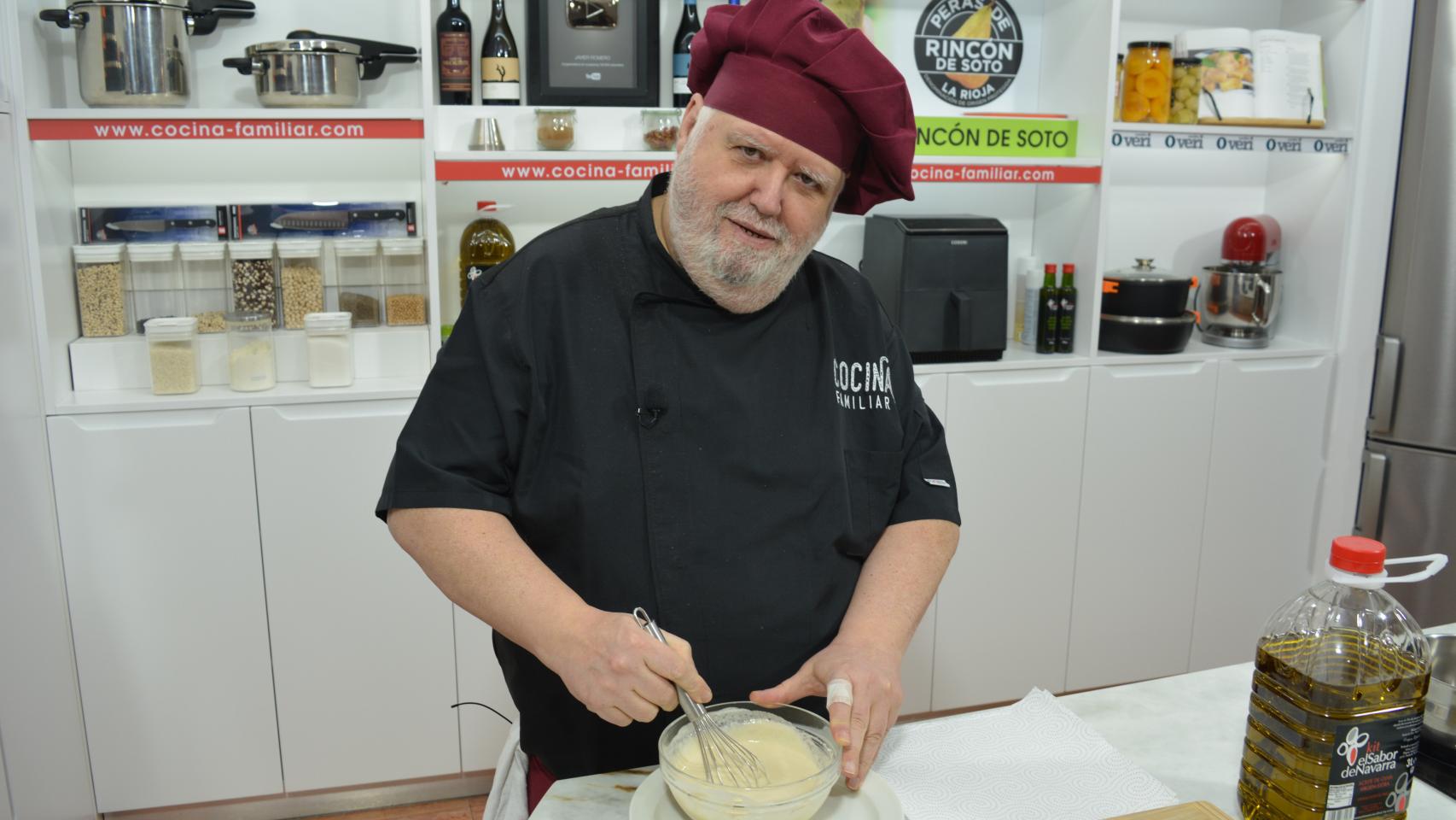 Javier Romero en su cocina.