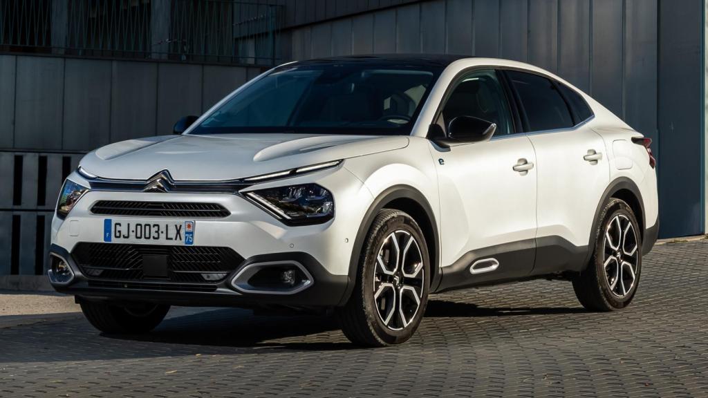 El Citroën ë-C4 X se produce en la planta de Villaverde (Madrid).
