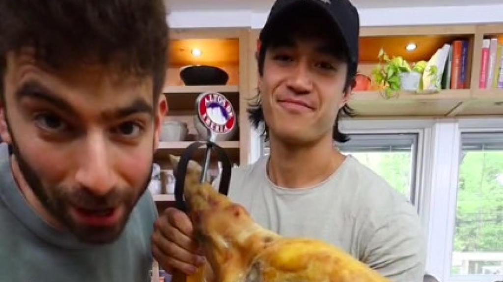 Captura del vídeo del estropicio con el jamón.