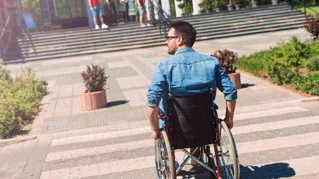 Una vía perteneciente al lote 2.