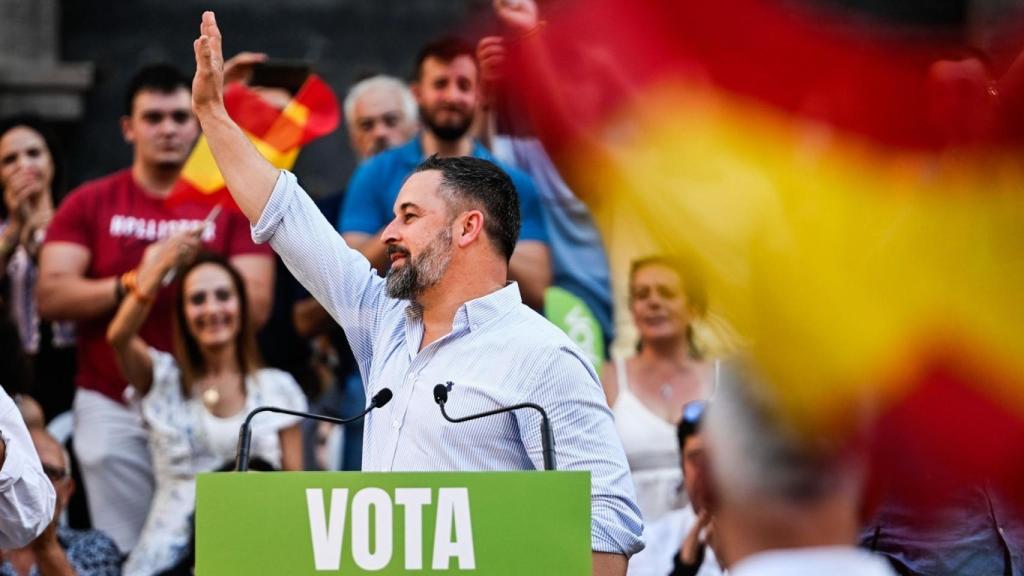 El presidente de Vox, Santiago Abascal, este sábado en Zaragoza.